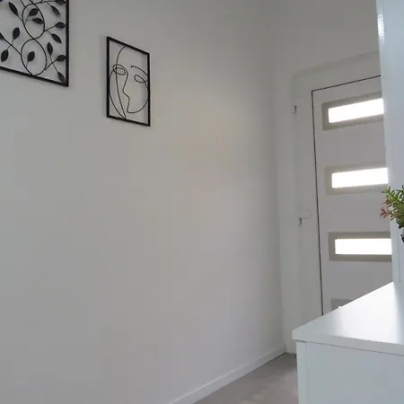 Apartamento Niko Sinj