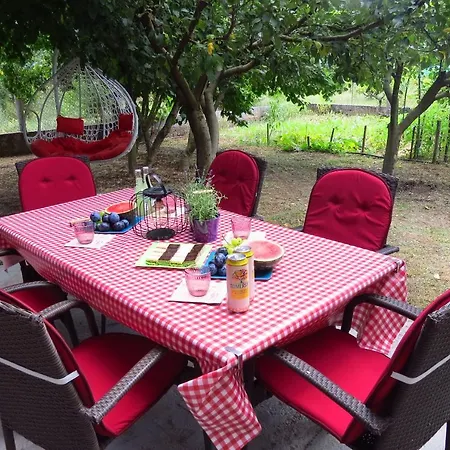 Apartamento Niko Sinj